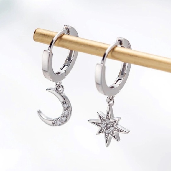 NEW 925 STERLING SILVER DIAMOND MOON STAR HOOPS - Picture 2 of 4